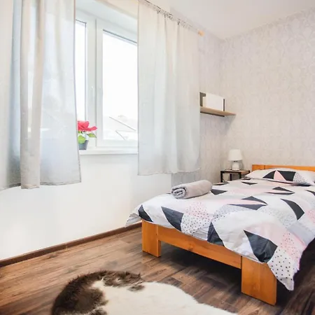 Dom Tomasov Apartment *