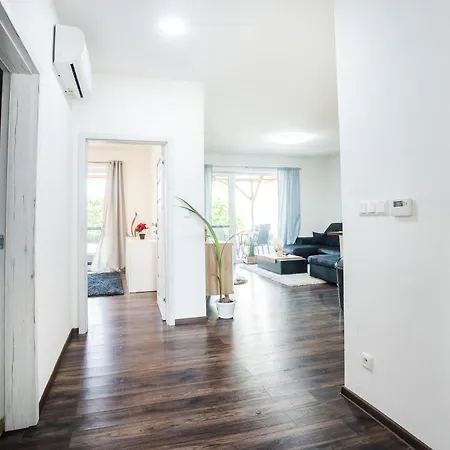 Apartment Dom Tomasov Senec